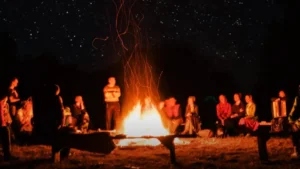 bonfire enjoy with friends